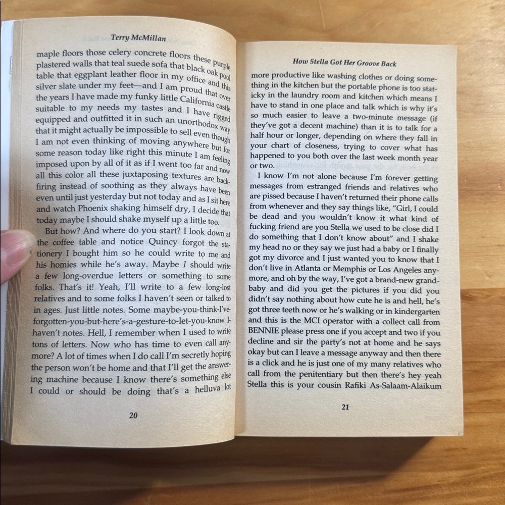 📚2/$6 - Picture 11 of 12